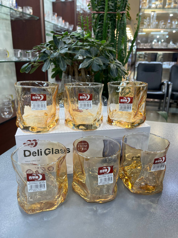 لیوان بلور دفرمه شامپاینی دلی DELI(دست ۶ عددی)