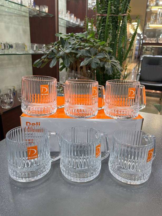 لیوان بلور راه راه کلارا دلیDELI(دست ۶ عددی)