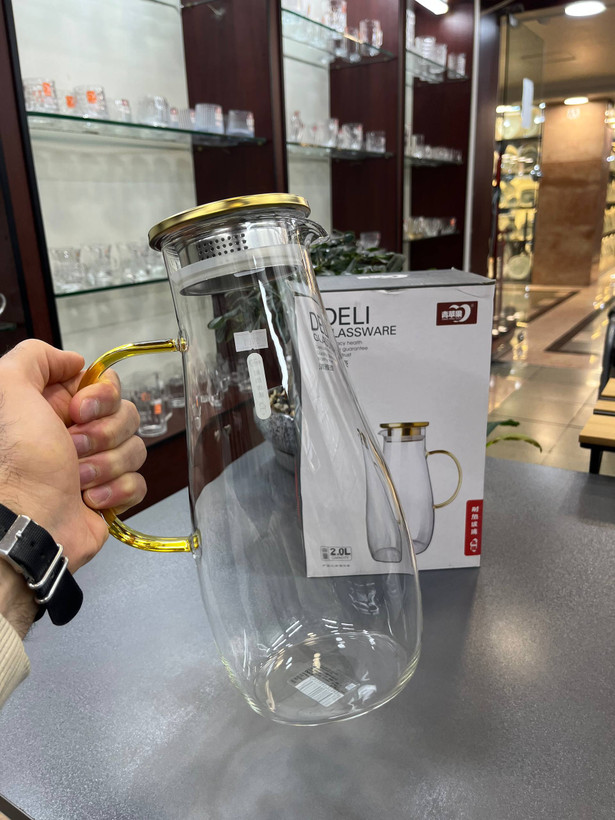 پارچ پیرکس دسته عسلی باریک درب استیل برند دلی DELI