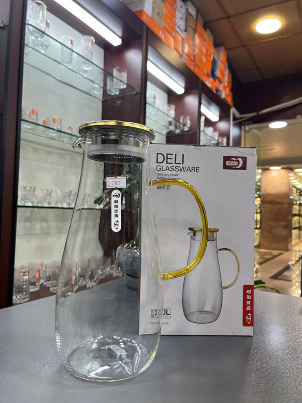 پارچ پیرکس دسته عسلی باریک درب استیل برند دلی DELI