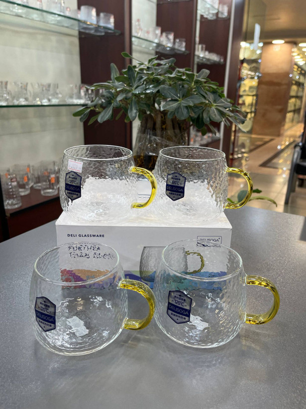 لیوان پیرکس دسته عسلی برفی دلیDELI(دست ۴ عددی)