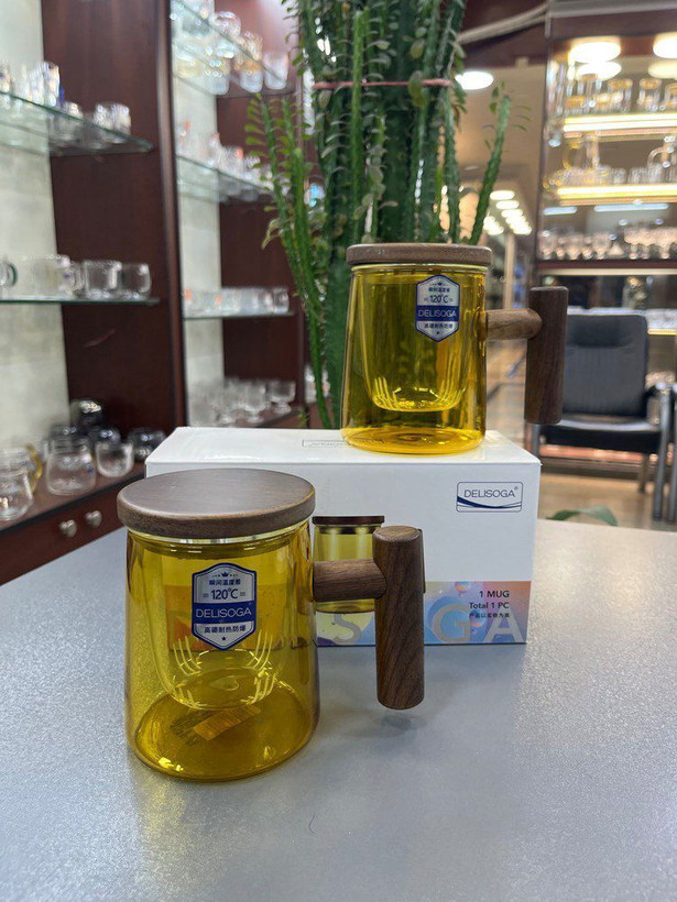 لیوان دمنوش پیرکس درب و دسته بامبو دلیDELI